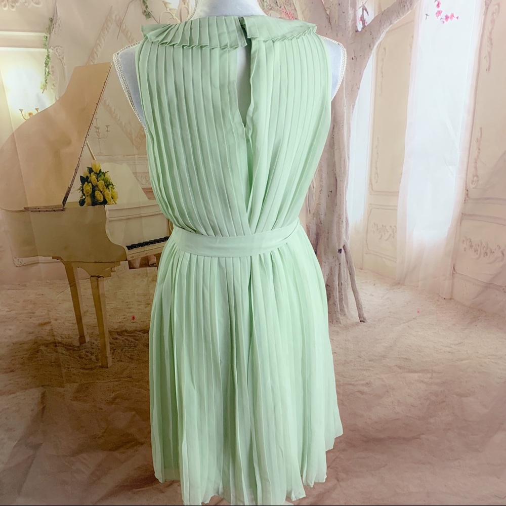 NEW ModCloth Sage Pleated Ruffle tie … - Picture 6 of 9
